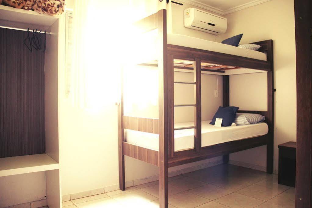 Iguassu Guest House Фос-ду-Игуасу Экстерьер фото